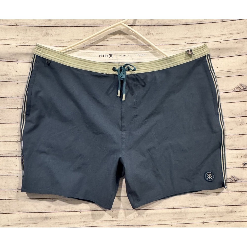 Roark Blue The Chiller 17" Mixtape Boardshorts Swim Shorts Mens Sz 40 NEW W TAGS